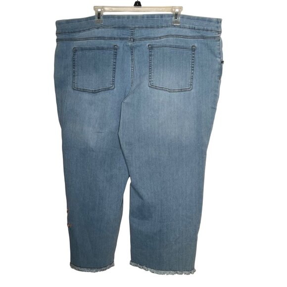 The Pioneer Woman Embroidered Floral Capri Wide-Leg Jeans 2X Frayed Hem Stretch - Picture 2 of 9